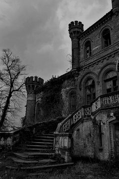 Mystère d'un château abandonné